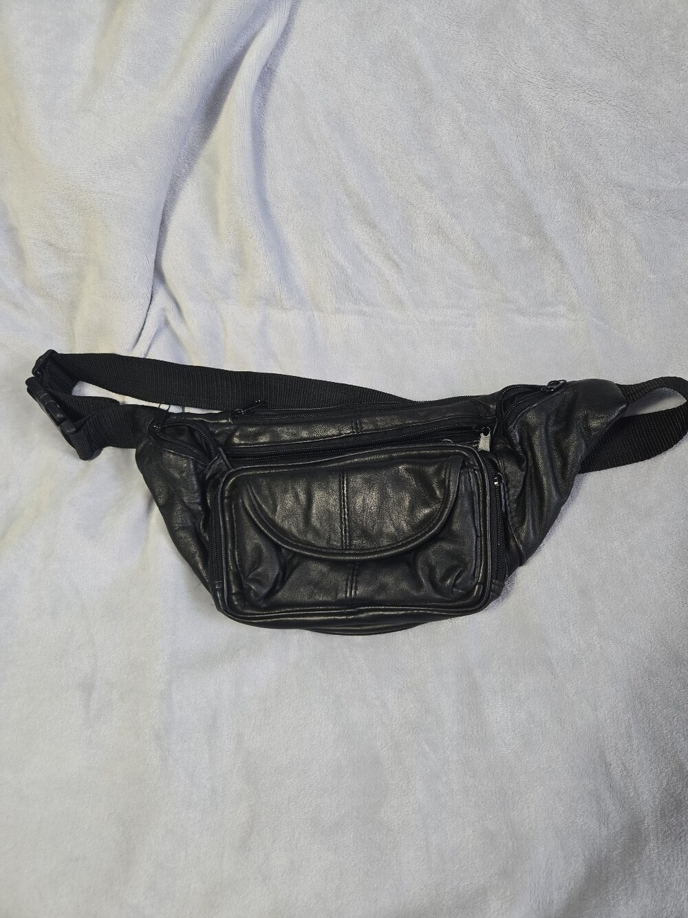 Vintage Black Leather Waist Bag / Fanny Pack